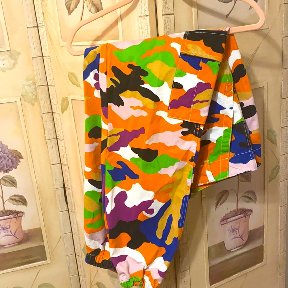 Camo pants